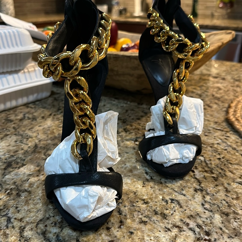 Beautiful limited addition no longer available